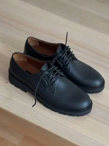 Handcrafted Leather Derby Shoes Men's Black Brown